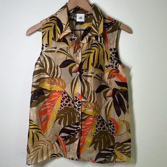 CAbi Bali Top Sleeveless Button Down Tropical Leaf Print Ruffle Back Size S - Picture 2 of 6